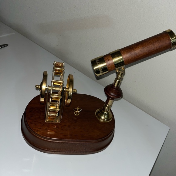 Kaleidoscope Ferris wheel music box - Picture 2 of 3